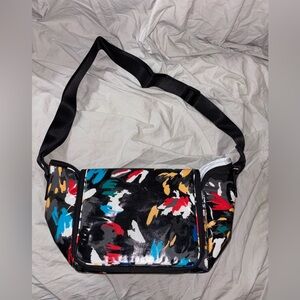 Vera Bradley stay cooler lunch bag splash floral pattern